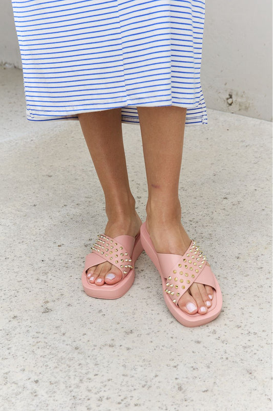 Forever Link Studded Cross Strap Sandals in Blush